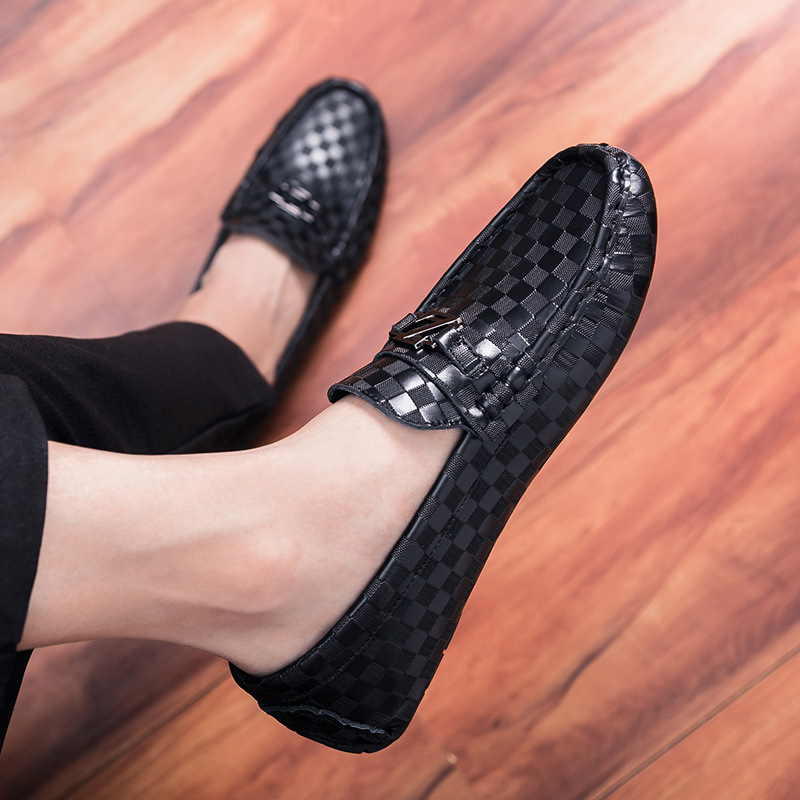 Black leather bean shoes simple set of feet youth formal dress loafers