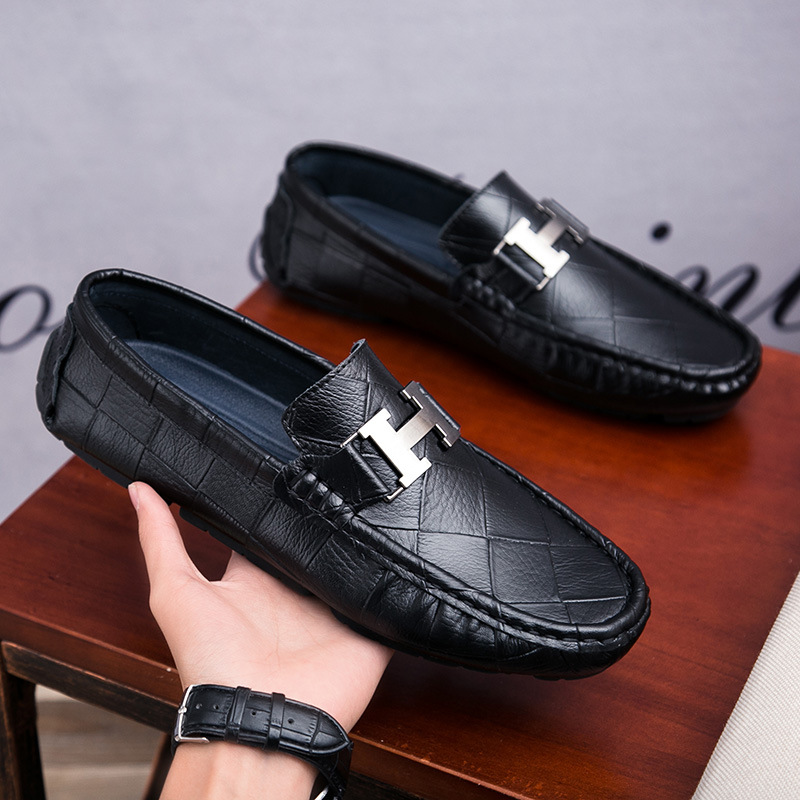 Black leather bean shoes simple set of feet youth formal dress loafers