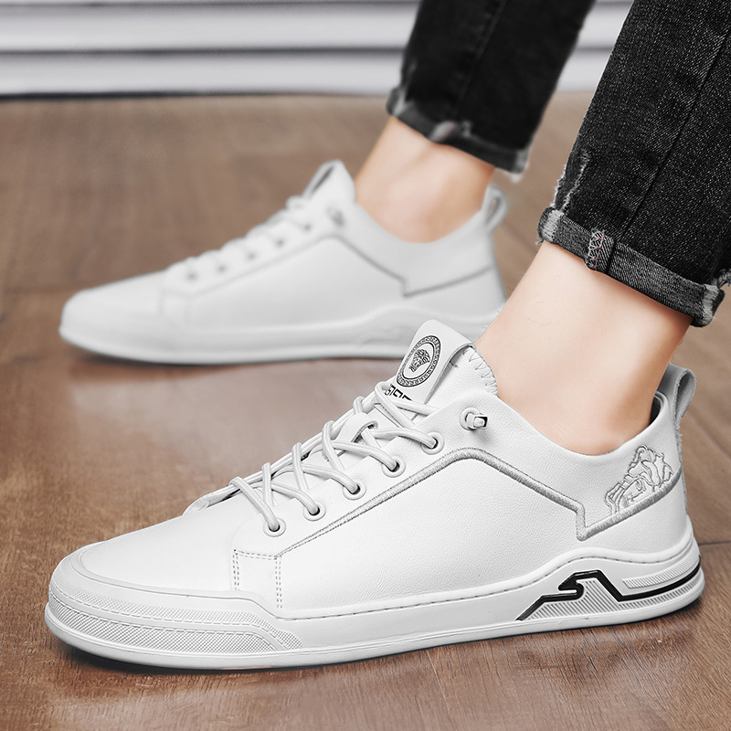 Slip-on lazy shoes with soft leather soles